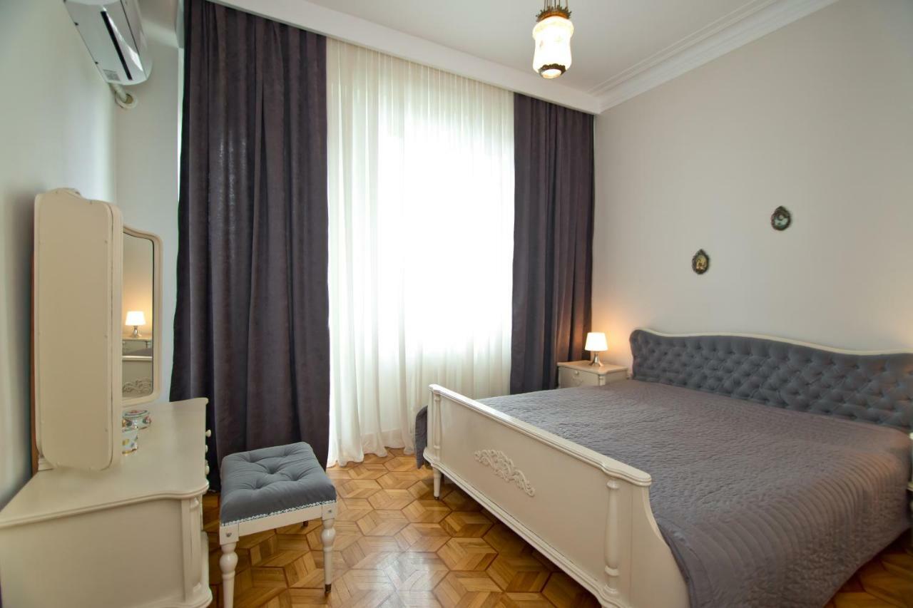 Seaside Luxury Apartment Batumi Exterior photo